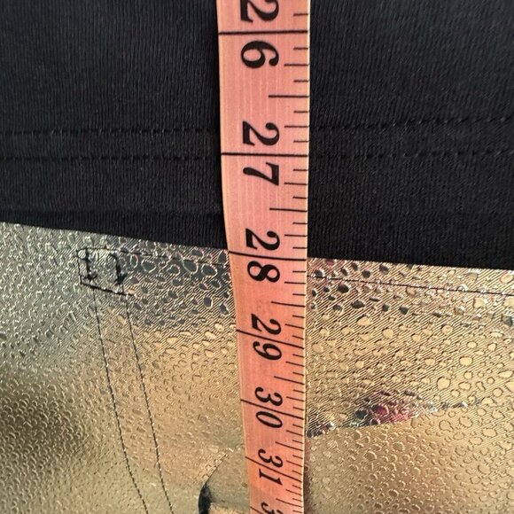 Five Nights At Freddy's Security Breach Glow-In-The-Dark SMALL T-Shirt New - Picture 3 of 6